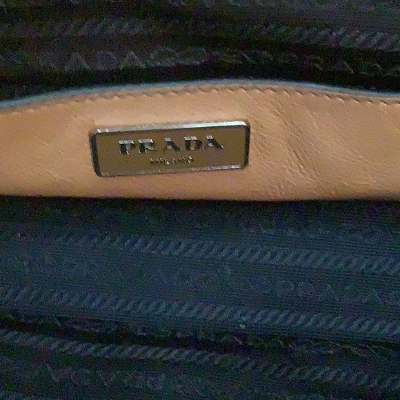 Prada shoulder bag - Picture 7 of 11